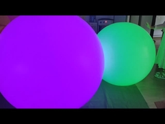 Tik-om-kleur-te-veranderen LED RGB Interactieve Ballonlicht Voor Het Gooien Op Concerten