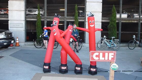 Opvallende opblaasbare lucht danser en sky dancer met duurzame constructie en eenvoudige installatie voor reclame